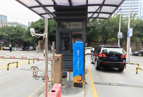 無人化浪潮下的智慧停車新篇章 重慶升偉晶石公元攜手捷停車打造高效服務